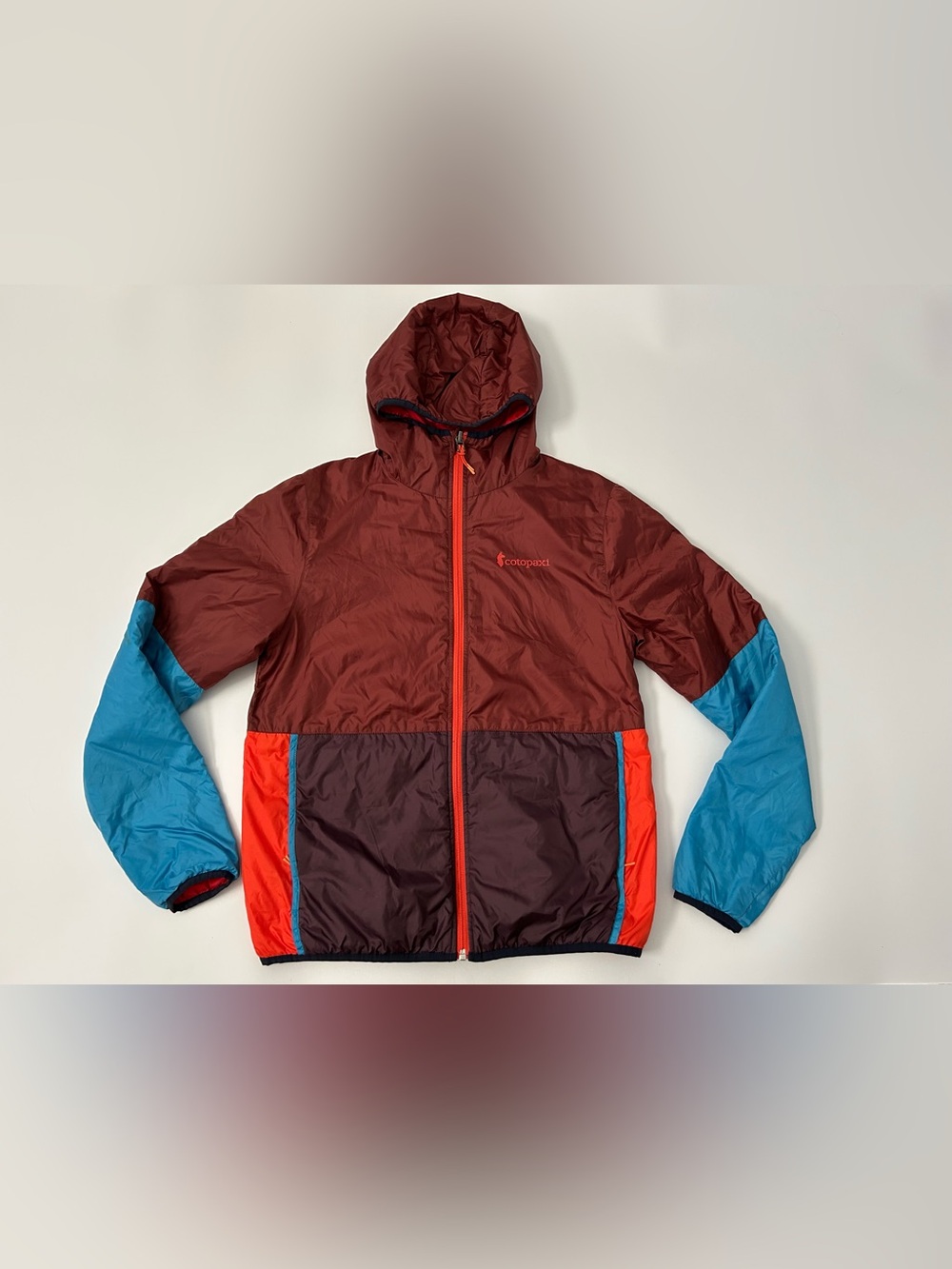 Cotopaxi Womens Teca Calido Hooded Jacket  Puffer
Reversible
Insulated
Hike
$180 - Picture 2 of 16